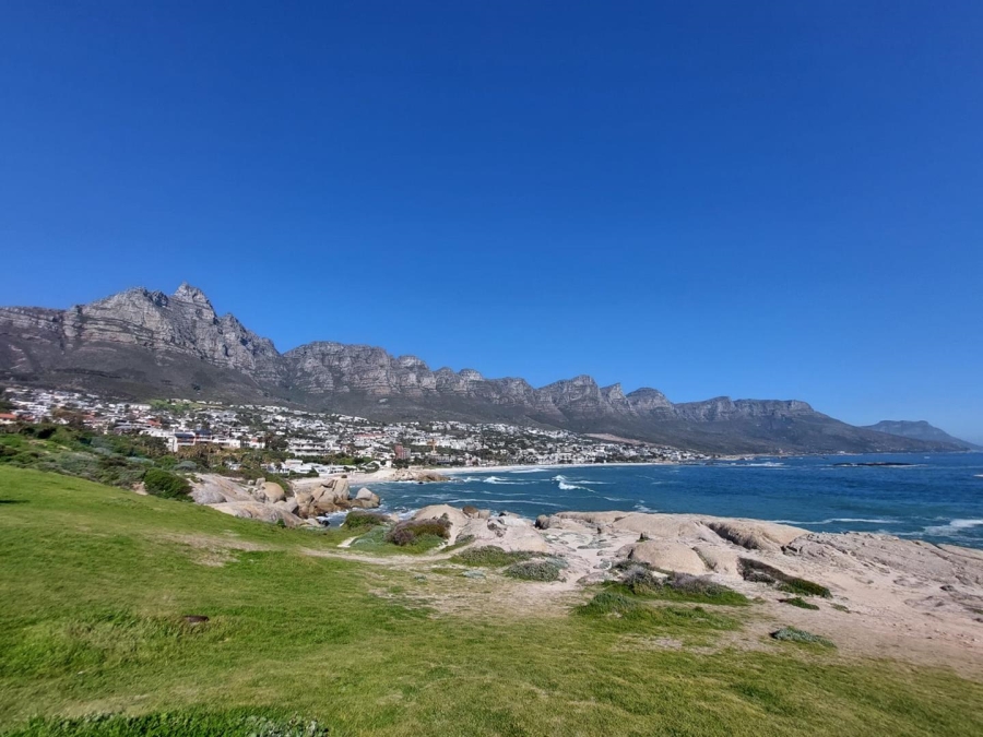 2 Bedroom Property for Sale in Camps Bay Western Cape